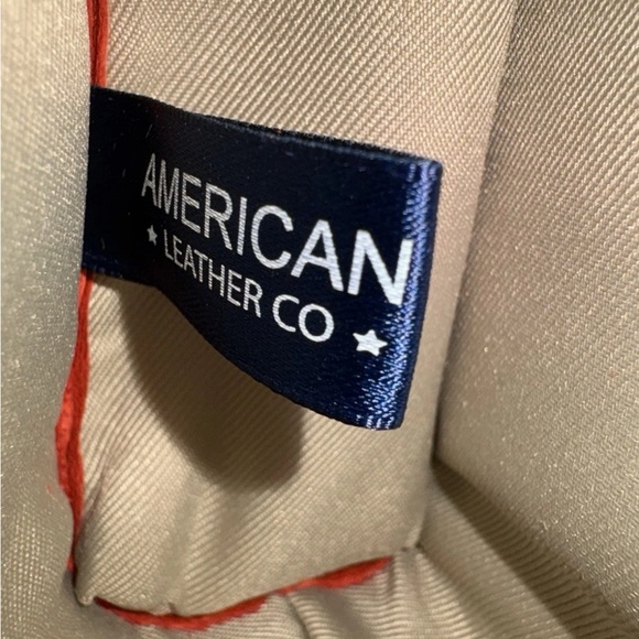 American Leather Co. Kansas Leather Crossbody with Coin Purse Brown/Red/Rust - Picture 5 of 14